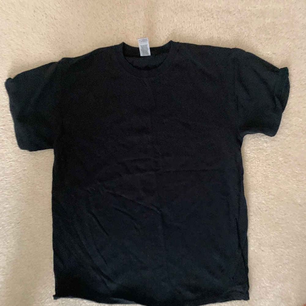 Gildan t shirt